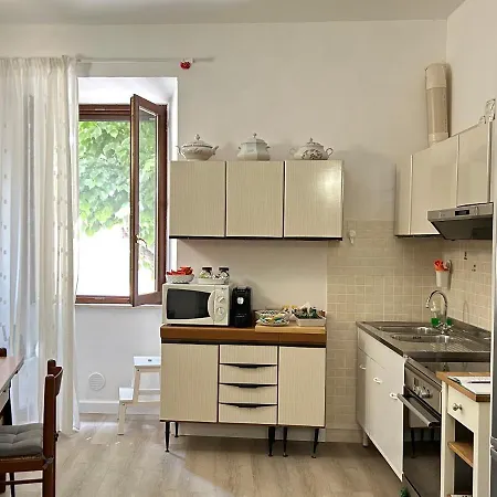 La Piazzetta Guest house 3*